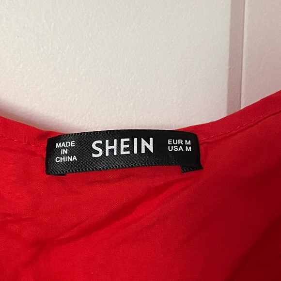 Red Cropped Tie-front Shirt - Picture 3 of 3